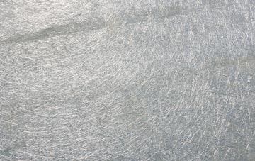 Kinnauld laminate fibreglass or shingles?